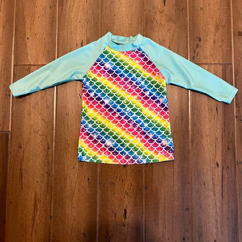 Colorful Mermaid Scale Kids Rashguard Set - Picture 2 of 4